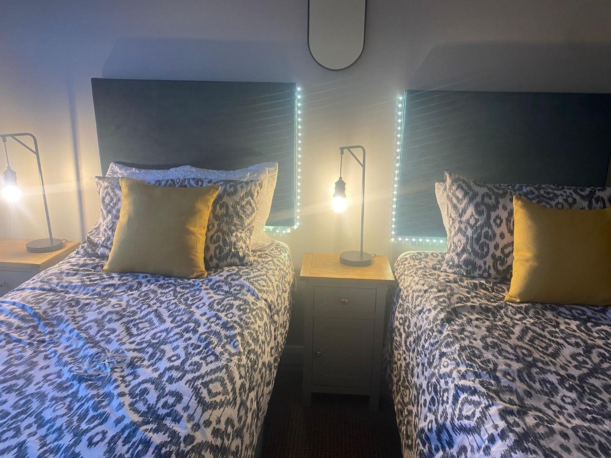 Hastings Apartments Extra Large Self Catering Apt Tourism Certified Free Parking Wifi Belfast Esterno foto